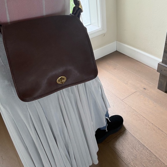 Vintage USA Coach Legacy champion gloved Tanned crossbody bag turn lock - Picture 14 of 15